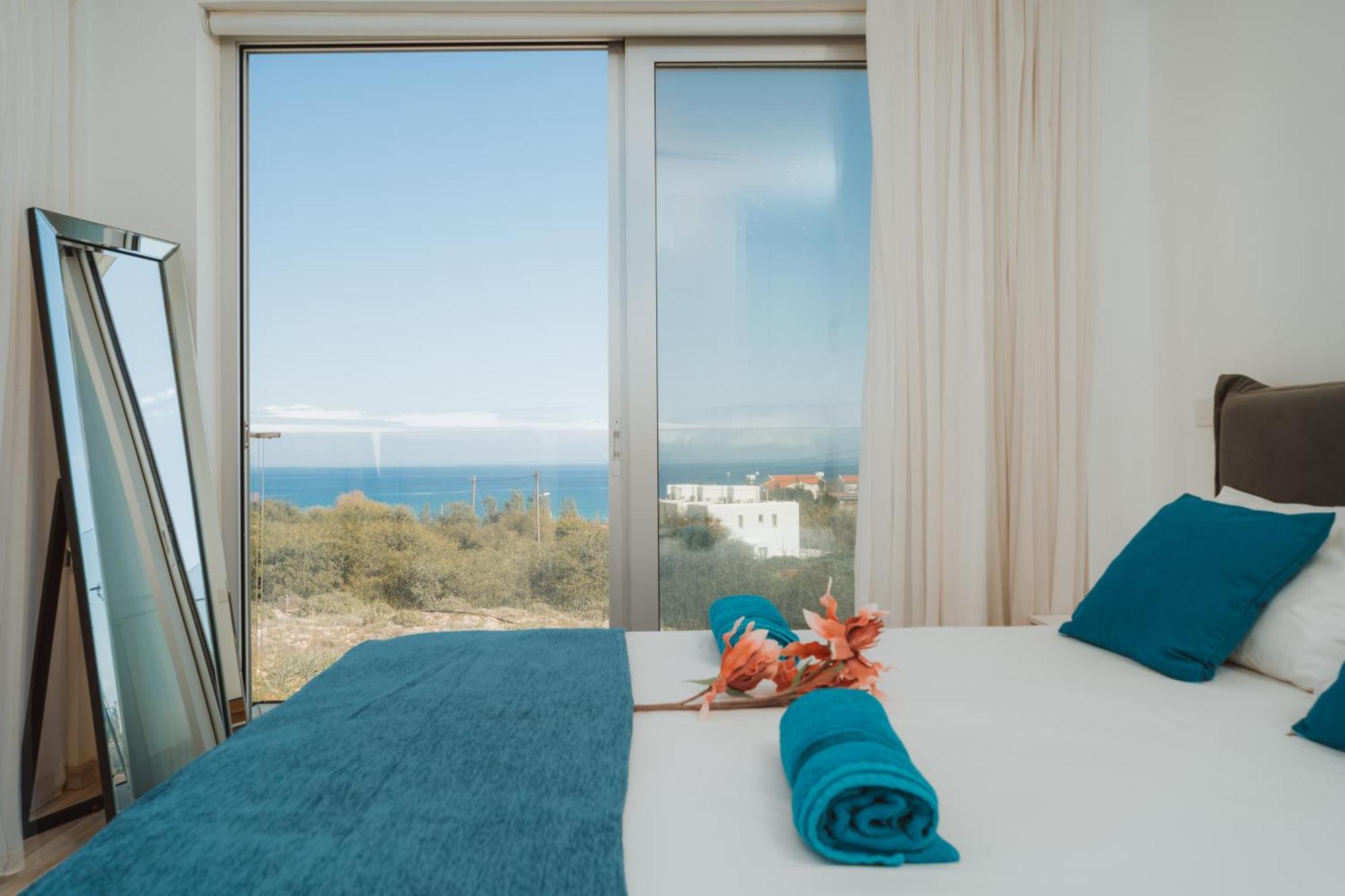 Seaside Luxury Villa พาราลิมนี ภายนอก รูปภาพ