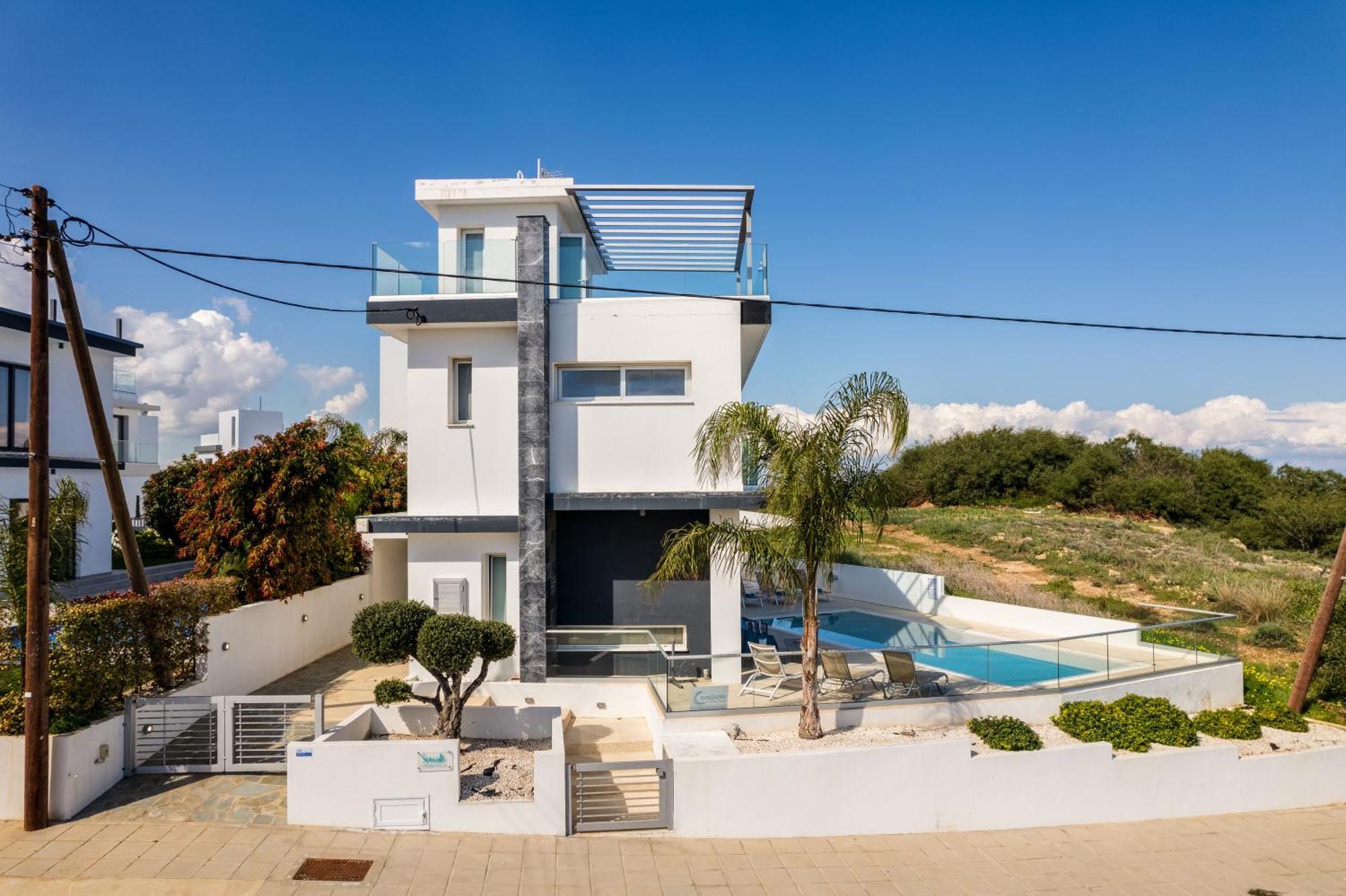 Seaside Luxury Villa พาราลิมนี ภายนอก รูปภาพ