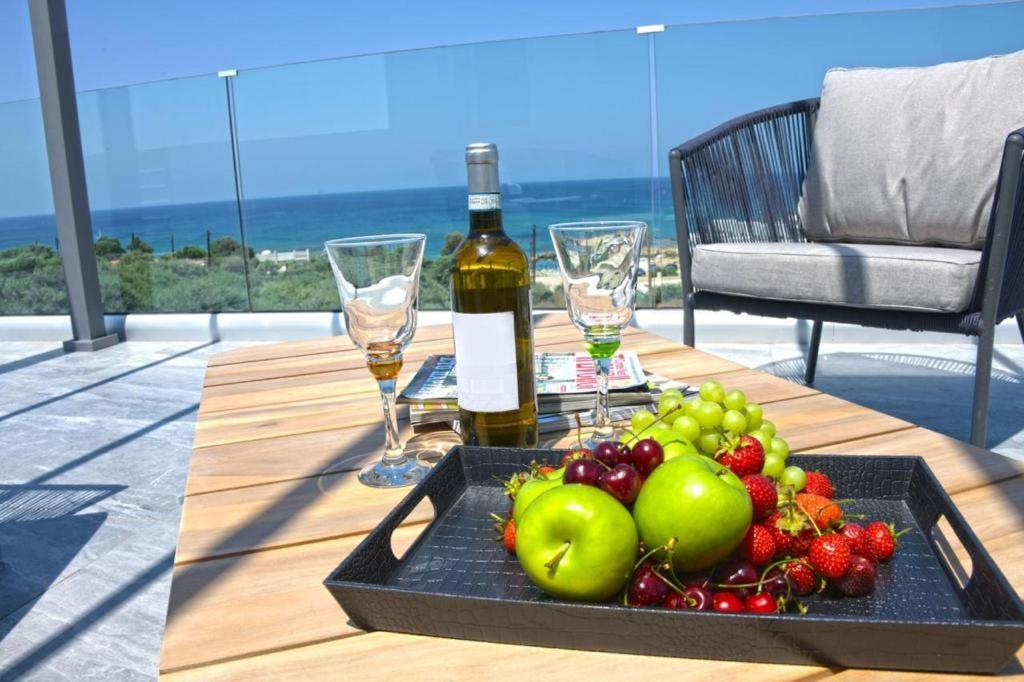 Seaside Luxury Villa พาราลิมนี ภายนอก รูปภาพ